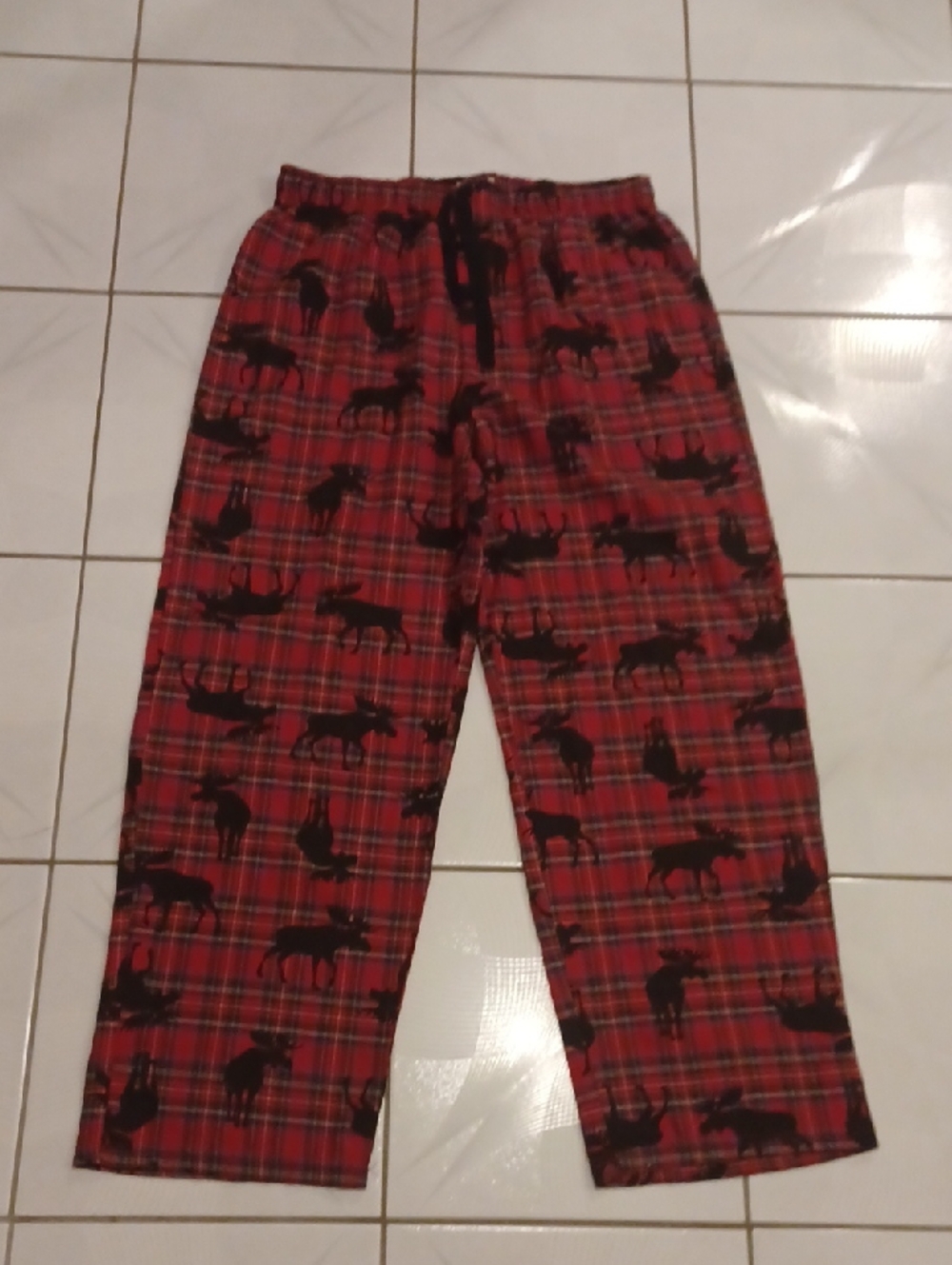 4/$80 New Hatley Red Plaid Pajama Pants with Black Moose Detail - Size XL - Picture 2 of 5
